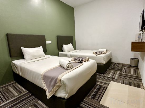 We Hotel Langkawi Room Type - Standard Twin ( no window)