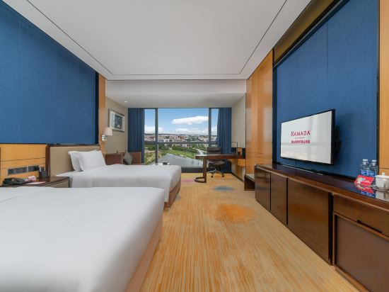 Ramada Foshan Nanhai Room Type - Business Twin Room