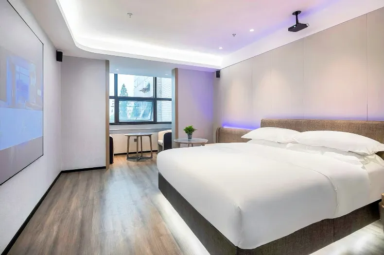 Elong ME Hotel (Shanghai Lujiazui Area)