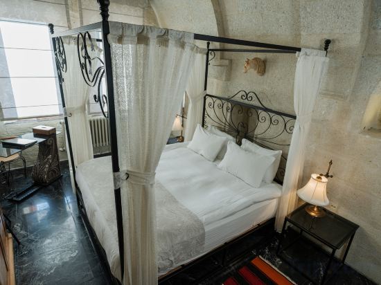 Agarta Cave Hotel Room Type - King Cave Suite Agarta Cave Hotel Room Type - King Cave Suite