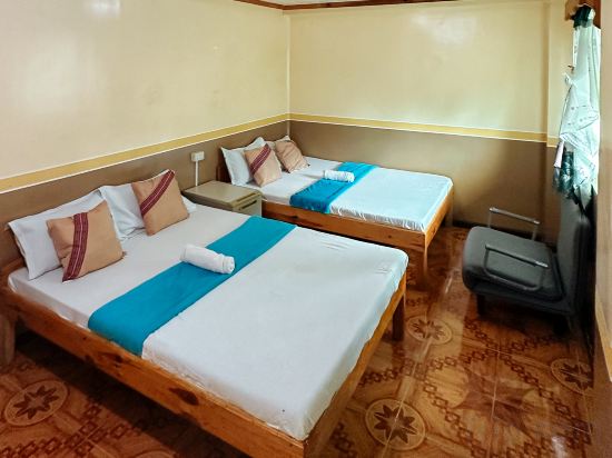 RedDoorz @ Bilza Lodge Sagada Room Type - RedDoorz Family Room