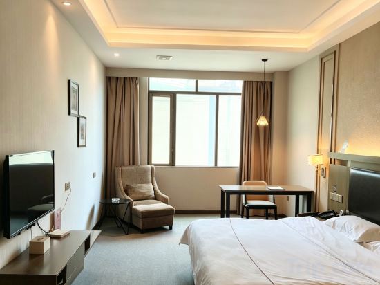 Yuelaideng Hotel Room Type - Deluxe Queen Room