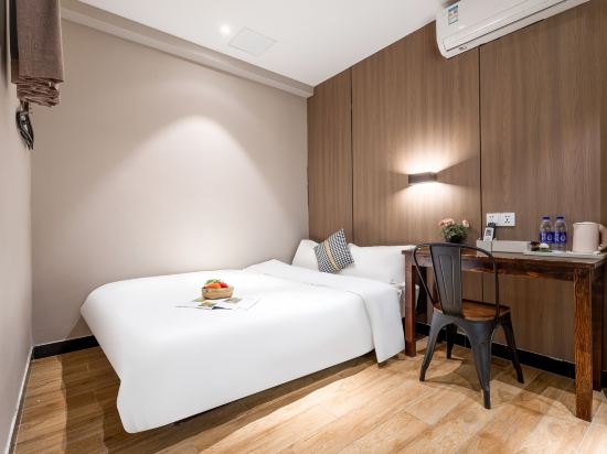 Meego Yes Hotel Room Type - Elegant Queen Room