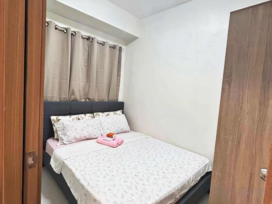 MOA getaway staycations Room Type - SHORE3 Deluxe Suite