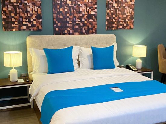 Fynn Boutique Hotel Room Type - Superior Queen (No Window)