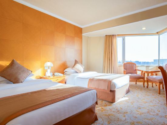 Hotel New Century Beijing - Tap to explore photos