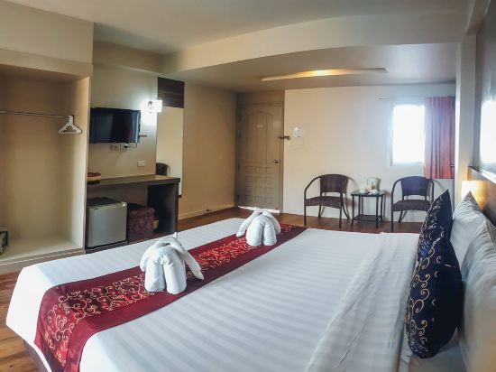 Eastiny Inn Hotel Room Type - Deluxe King Room with City View Eastiny Inn Hotel Room Type - Deluxe King Room with City View