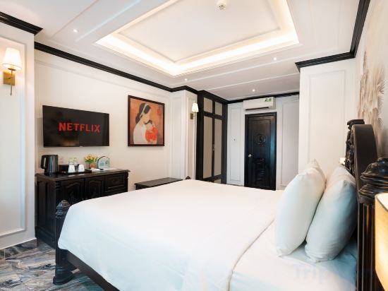 Nicecy Saigon Hotel - Tap to explore photos