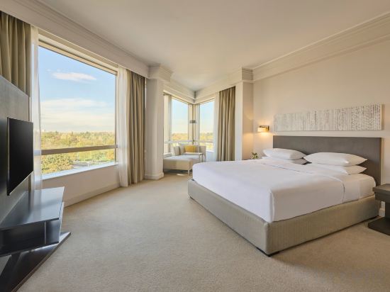 Hyatt Regency Belgrade Room Type - REGENCY SUITE KING