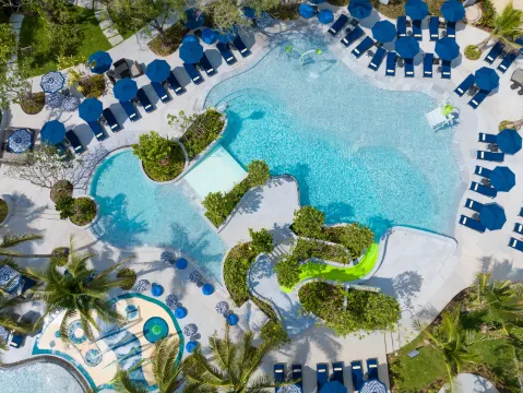 Le Méridien Phuket Mai Khao Beach Resort (Marriott International)