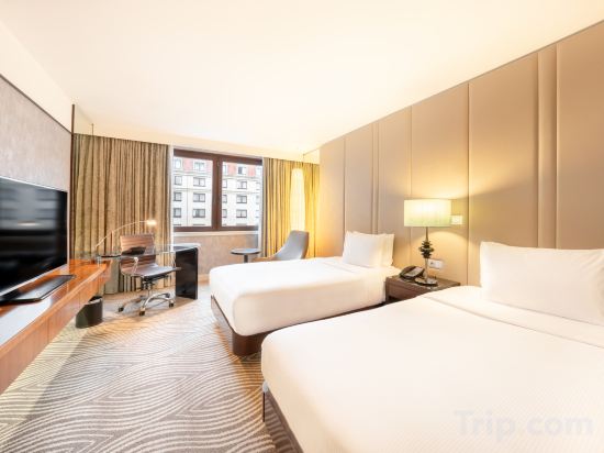Hilton Berlin Room Type - Twin Room with Courtyard View