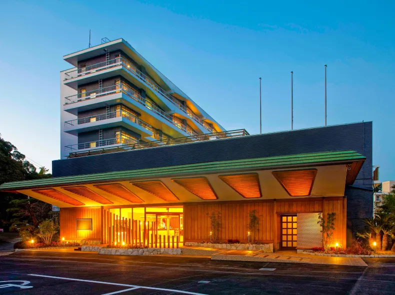 Ooedo onsen Premium Shirahama Saichoraku（Old:Yukai Resort Premium Shirahama Saichoraku）