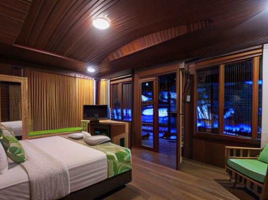 Sylvia Resort Komodo Labuan Bajo - Tap to explore photos