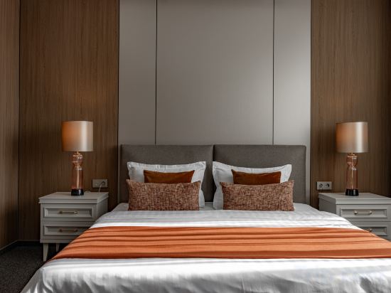 Renion Residence Hotel Room Type - Cozy Double Room