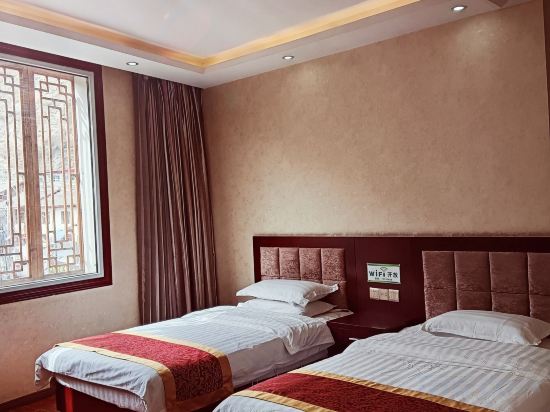 Others 4, Xinhui Hostel, Ngawa Tibetan and Qiang
