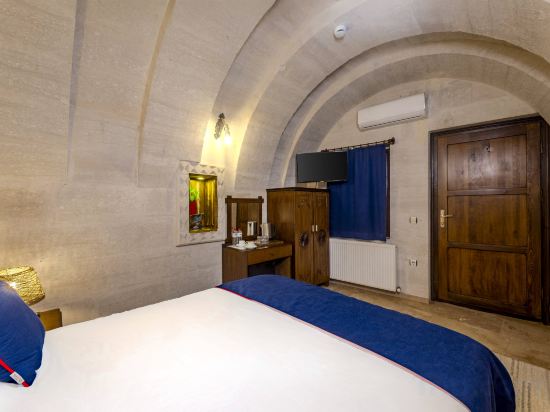 Grand Elite Cave Suites Room Type - Arched Double Room