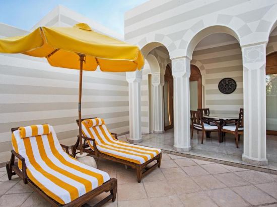 The Oberoi Beach Resort, Sahl Hasheesh - Tap to explore photos