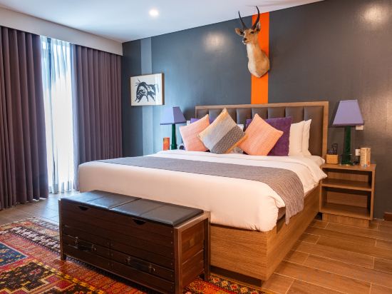 UNWND Flats Makati Room Type - Executive Suite