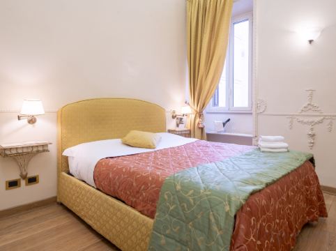 Suites Rome - Tap to explore photos