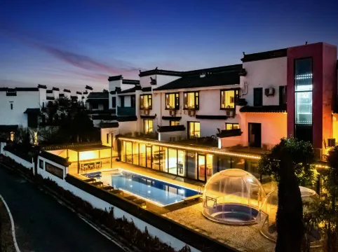 Grand Travel Lodge DESIGN Boutique Hotel(Xixi Nangu Village)