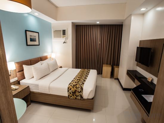 Zerenity Hotel & Suites Room Type - Deluxe Queen Room