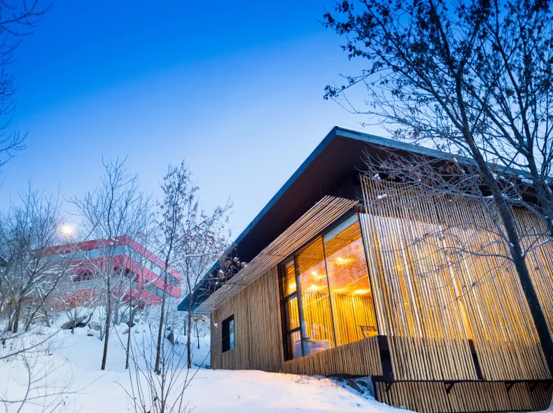 코뮨 바이 더 그레이트 월, 인 디 언바운드 컬렉션 바이 하얏트