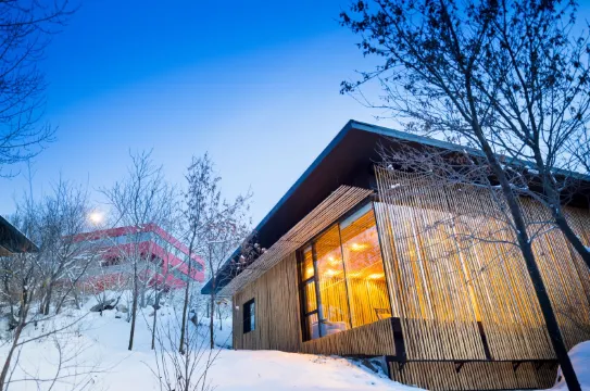 Commune by the Great Wall