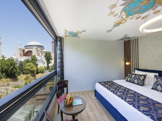 Seven Hills Hotel - Special Category Room Type - Junior Suite Hagia Sophia View