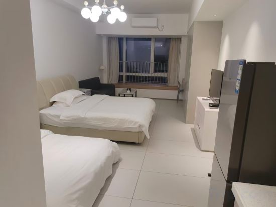 F&H Chain Hotel(Apartment) Room Type - Ximu Nuan Yang Family Twin Room (Large Screen HD Projection + Fridge + Washing Machine) F&H Chain Hotel(Apartment) Room Type - Ximu Nuan Yang Family Twin Room (Large Screen HD Projection + Fridge + Washing Machine)