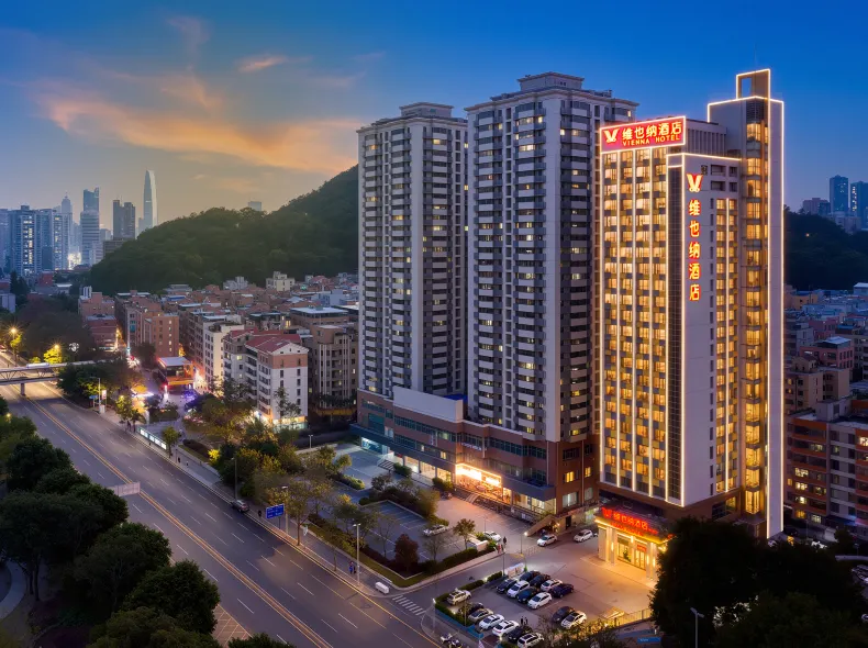 Vienna Hotel (Shenzhen Shuibei Jewelry City Aiguo Road)