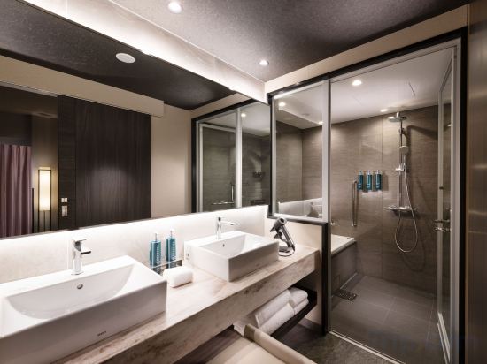 DoubleTree by Hilton Kyoto Station - Tap to explore photos