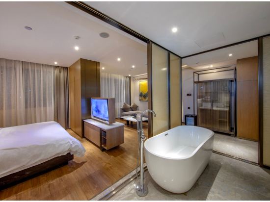 Master Hotel Room Type - Executive Suite (Desk & Chair + Private Living Room + Premium Bedding)