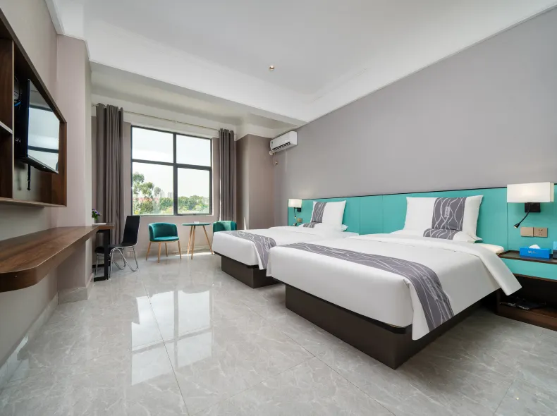 Yestour Hotel (Nanning Zoo Qingchuan Subway Station)