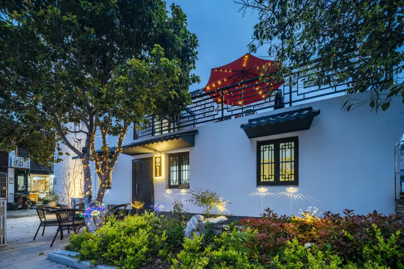 Floral Hotel· Zhenshui hotel (Shanghai Zhujiajiao Ancient Town Store)