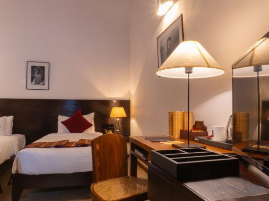 Kings Pavilion Room Type - Deluxe Double or Twin Room with Garden View