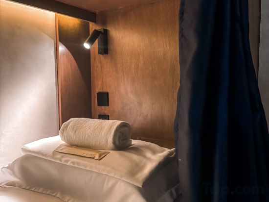 Yamato Hostel Room Type - Bed In Lower Bunk 4-Bed Dormitory (Mixed Gender)