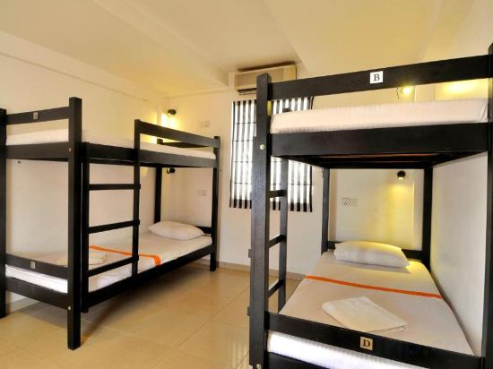 Clock Inn Colombo Room Type - Bed In Bed In 4 Beds Mixed Dormitory (Mixed Gender)