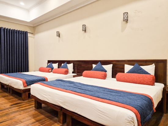 Oak Ray Ella Gap Hotel Room Type - Deluxe Quadruple Room