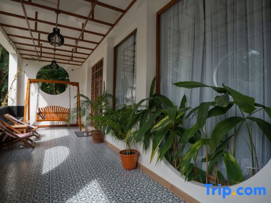 Roys Villa Photo 5