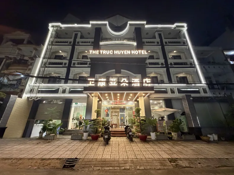 Truc Huyen Hotel