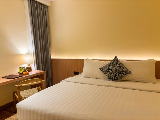The Rivavi Legian Room Type - Suite with Balcony