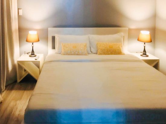 Angels Bed and Breakfast Sipalay City by RedDoorz - Tap to explore photos