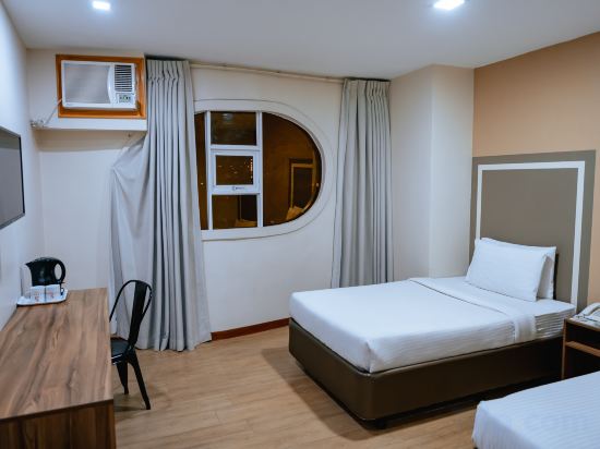 S Hotel and Residences Room Type - Luxury Double Room