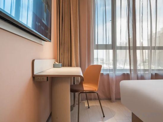 Others 3, HanTing Hotel (Harbin West Dazhi Street Hexing Road Subway Station), Harbin