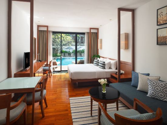 Woodlands Suites Serviced Residences Room Type - Premier Pool Studio Room