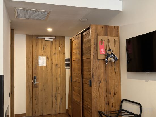 Shota@Rustaveli boutique hotel - Tap to explore photos