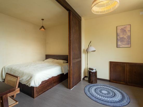 Beijing Mountain is a Traveler · Yunwai Changu B&B - Tap to explore photos