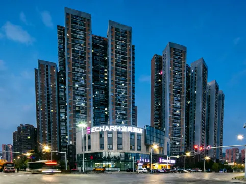 ECHARM Hotel (Wuhan Guanggu Biology City)