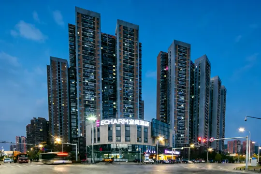 ECHARM Hotel (Wuhan Guanggu Biology City)