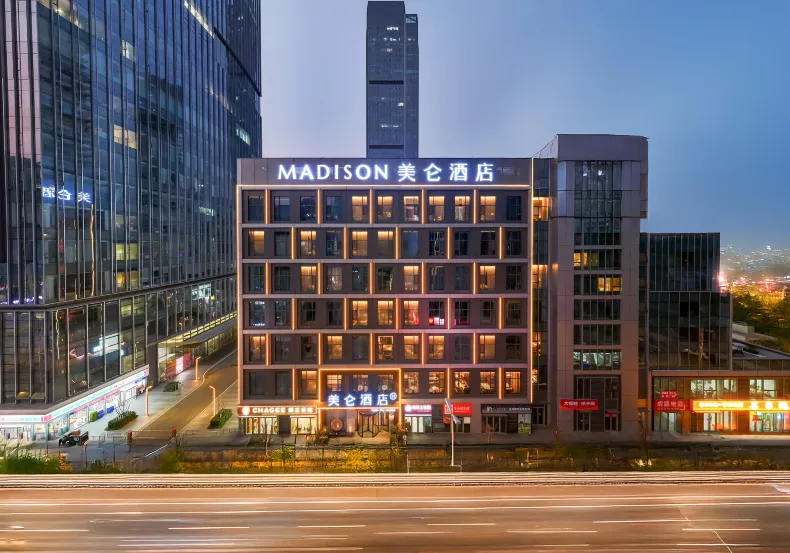 Jinan CR Land Plaza Madison Hotel